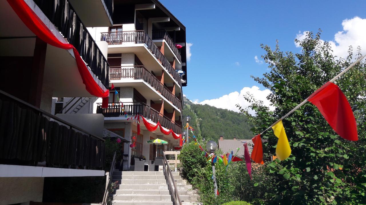 Village Vacances Le Savoy เลอกรองด์บอร์นอง ภายนอก รูปภาพ